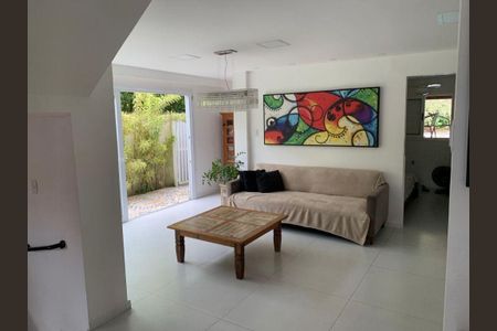 Casa à venda com 4 quartos, 220m² em Piratininga, Niterói