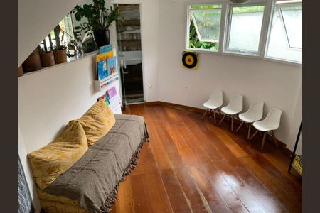 Casa à venda com 4 quartos, 220m² em Piratininga, Niterói