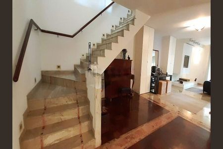 Casa à venda com 460m², 4 quartos e 4 vagas