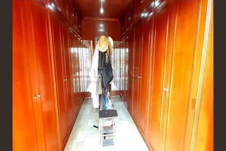 Casa à venda com 460m², 4 quartos e 4 vagas