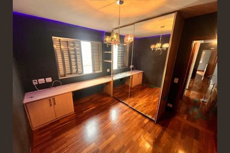 Casa à venda com 3 quartos, 130m² em Vila Gomes Cardim, São Paulo