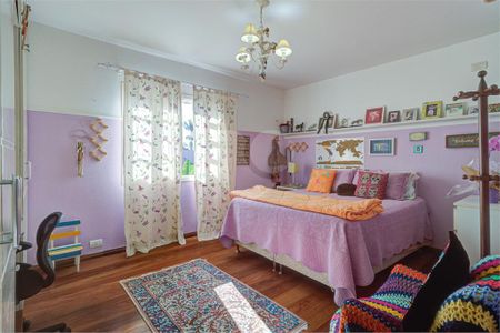 Casa à venda com 3 quartos, 500m² em Chácara Monte Alegre, São Paulo