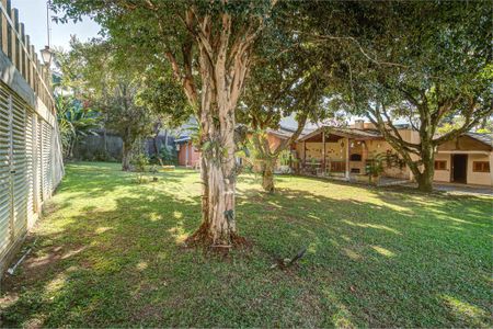 Casa à venda com 3 quartos, 500m² em Chácara Monte Alegre, São Paulo