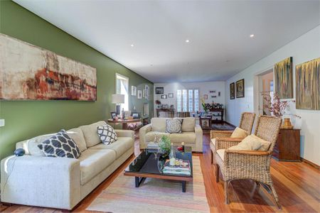 Casa à venda com 3 quartos, 500m² em Chácara Monte Alegre, São Paulo