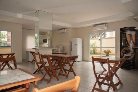 Apartamento à venda com 60m², 2 quartos e 1 vaga Apartamento à venda com 60m², 2 quartos e 1 vagaÁrea comum - Salão de festas