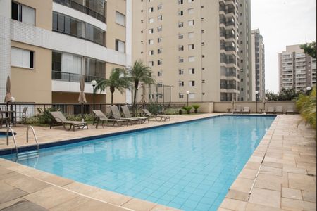 Apartamento à venda com 60m², 2 quartos e 1 vaga Apartamento à venda com 60m², 2 quartos e 1 vagaÁrea comum - Piscina
