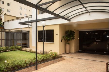 Apartamento à venda com 60m², 2 quartos e 1 vaga Apartamento à venda com 60m², 2 quartos e 1 vagaHall de entrada