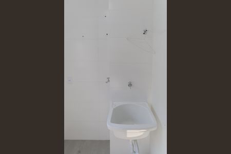 Apartamento à venda com 42m², 2 quartos e sem vaga Apartamento à venda com 42m², 2 quartos e sem vagaCozinha e Área de Serviço