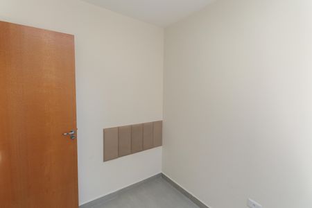 Quarto 1 de apartamento à venda com 2 quartos, 42m² em Parque Vitoria, São Paulo
