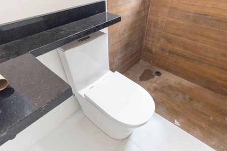 Casa para alugar com 90m², 2 quartos e 1 vaga Casa para alugar com 90m², 2 quartos e 1 vagaBanheiro