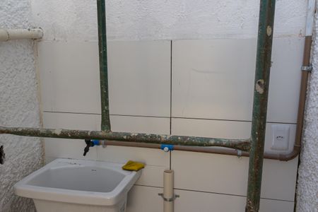 Casa para alugar com 90m², 2 quartos e 1 vagaÁrea de Serviço