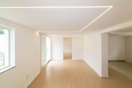 Casa para alugar com 90m², 2 quartos e 1 vaga Casa para alugar com 90m², 2 quartos e 1 vagaSala