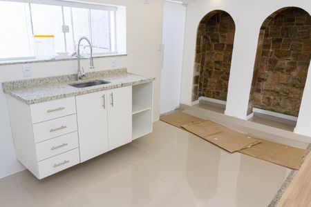 Casa para alugar com 90m², 2 quartos e 1 vagaCozinha