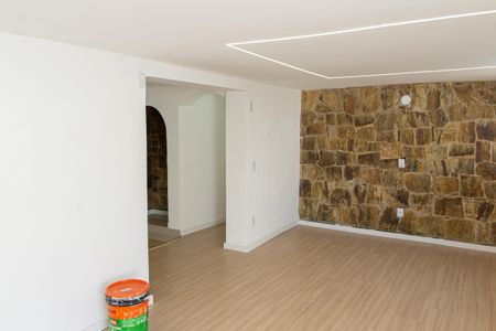 Casa para alugar com 90m², 2 quartos e 1 vagaSala