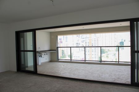 Apartamento à venda com 148m², 3 quartos e 2 vagasVaranda