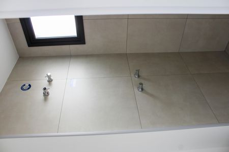 Apartamento à venda com 184m², 3 quartos e sem vagaBanheiro da Suíte 2