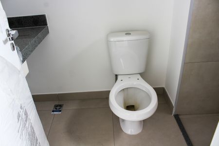 Apartamento à venda com 184m², 3 quartos e sem vagaBanheiro da Suíte 2