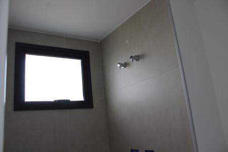 Apartamento à venda com 184m², 3 quartos e 2 vagasBanheiro da Suíte 2