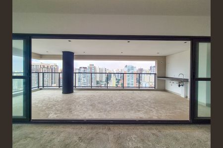 Apartamento à venda com 184m², 3 quartos e 2 vagasVaranda