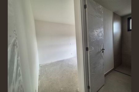 Apartamento à venda com 184m², 3 quartos e 2 vagasSuíte 3