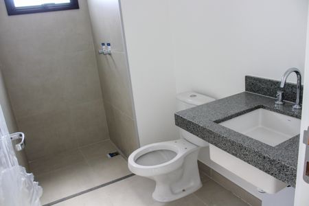 Apartamento à venda com 184m², 3 quartos e 2 vagasBanheiro da Suíte 3