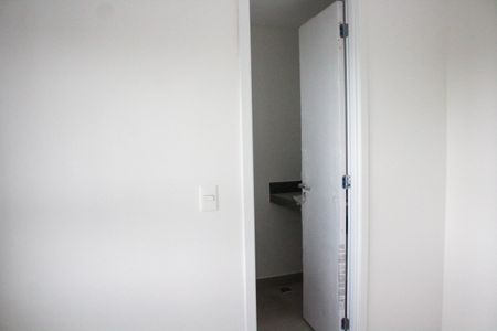 Apartamento à venda com 184m², 3 quartos e 2 vagasSuíte 2