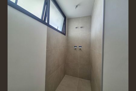 Apartamento à venda com 184m², 3 quartos e 2 vagas1º Banheiro da Suíte 1