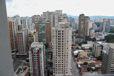 Apartamento à venda com 184m², 3 quartos e 2 vagasVista da Suíte 2