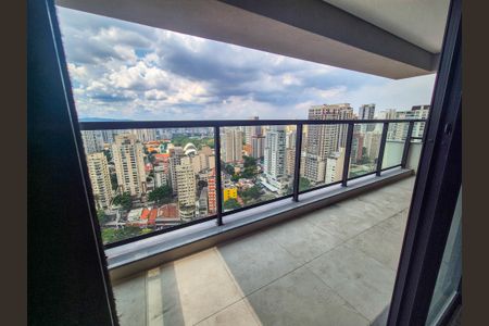 Apartamento à venda com 184m², 3 quartos e 2 vagasVaranda da Suíte 1
