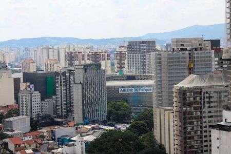 Apartamento à venda com 184m², 3 quartos e 2 vagasVista da Suíte 3