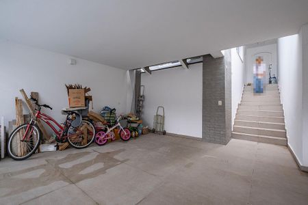 Casa à venda com 170m², 3 quartos e 2 vagasGaragem