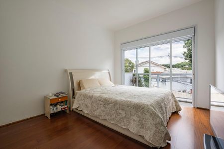 Casa à venda com 170m², 3 quartos e 2 vagasSuíte 1