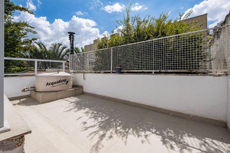 Casa à venda com 170m², 3 quartos e 2 vagasQuintal