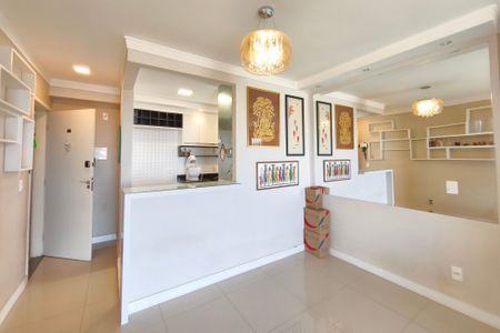 Apartamento à venda com 78m², 3 quartos e 2 vagas Apartamento à venda com 78m², 3 quartos e 2 vagasSala