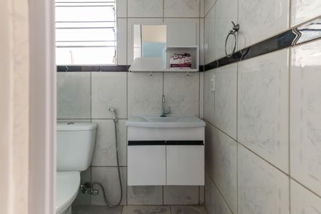 Apartamento para alugar com 50m², 2 quartos e 1 vaga Apartamento para alugar com 50m², 2 quartos e 1 vagaBanheiro