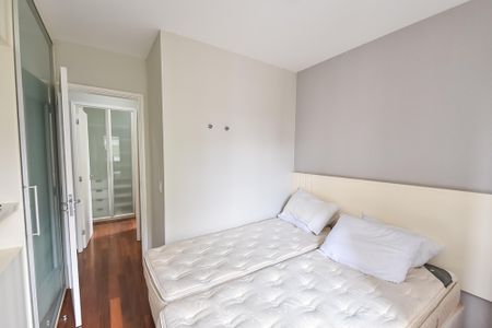 Quarto 1 de apartamento para alugar com 2 quartos, 54m² em Vila Mariana, São Paulo
