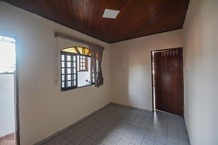 Sala de casa para alugar com 1 quarto, 200m² em Santa Terezinha, São Bernardo do Campo