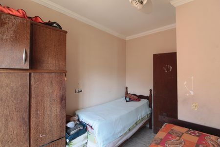 Casa à venda com 328m², 6 quartos e 3 vagasQuarto 1