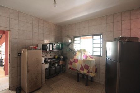 Casa à venda com 328m², 6 quartos e 3 vagasCozinha