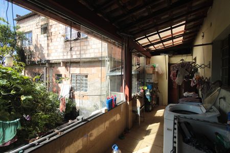 Casa à venda com 328m², 6 quartos e 3 vagasArea de Serviço