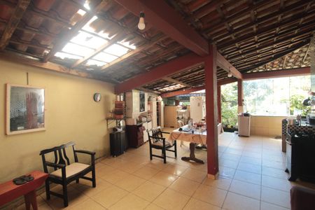 Casa à venda com 328m², 6 quartos e 3 vagasÁrea Gourmet