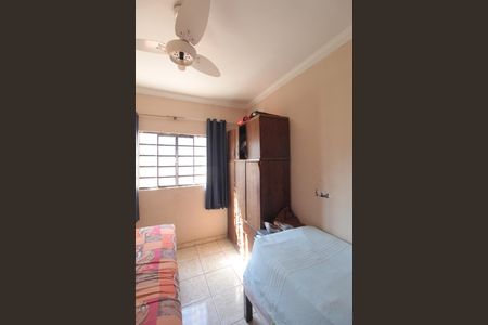 Casa à venda com 328m², 6 quartos e 3 vagasQuarto 1