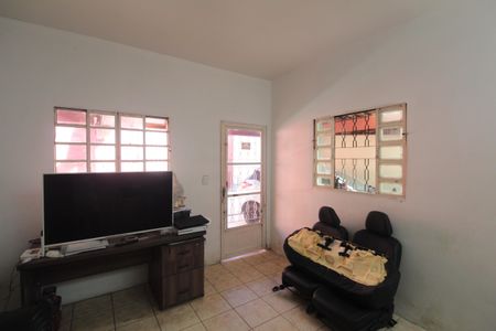 Sala de casa à venda com 6 quartos, 328m² em Céu Azul, Belo Horizonte