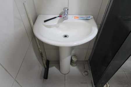 Casa à venda com 328m², 6 quartos e 3 vagasBanheiro Social 2