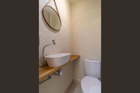 Casa de condomínio para alugar com 77m², 2 quartos e 1 vaga Casa de condomínio para alugar com 77m², 2 quartos e 1 vagaBanheiro de serviço