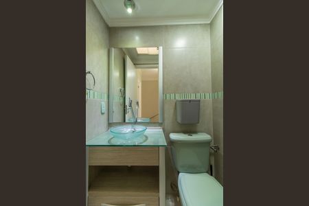 Casa de condomínio para alugar com 77m², 2 quartos e 1 vaga Casa de condomínio para alugar com 77m², 2 quartos e 1 vagaBanheiro Social