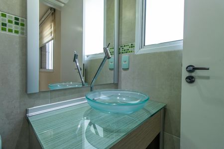 Casa de condomínio para alugar com 77m², 2 quartos e 1 vaga Casa de condomínio para alugar com 77m², 2 quartos e 1 vagaBanheiro do Quarto 2 - Suíte