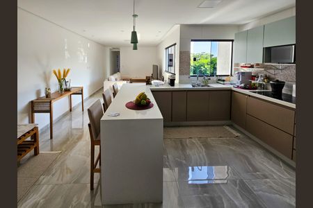 Apartamento à venda com 160m², 2 quartos e 2 vagasSala/Cozinha