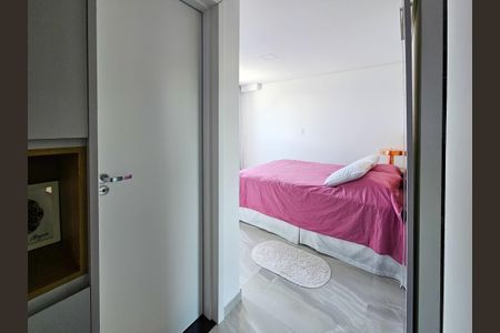 Apartamento à venda com 160m², 2 quartos e 2 vagasSuíte