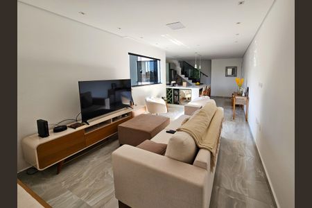 Sala/Cozinha de apartamento à venda com 2 quartos, 160m² em Vila Eldizia, Santo André